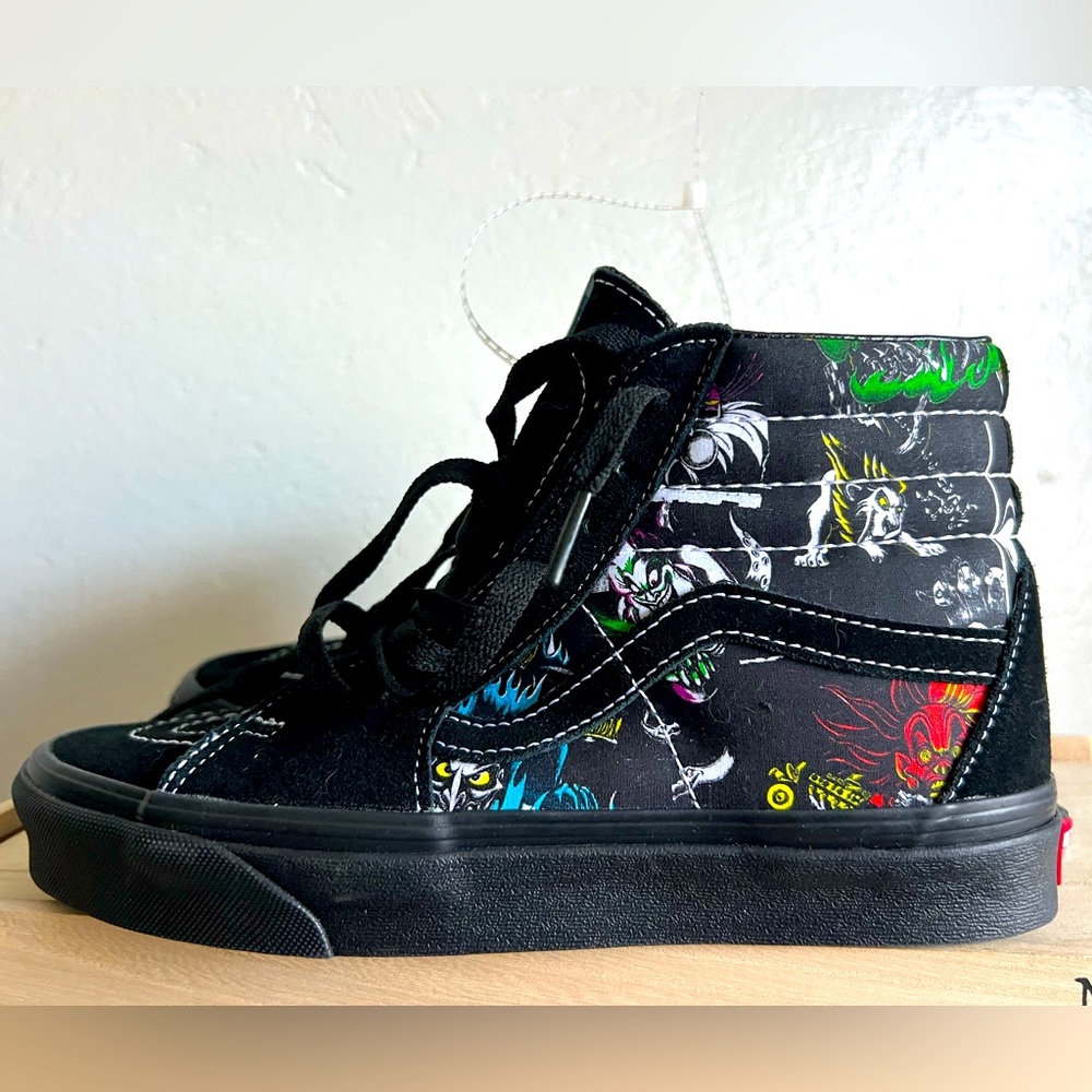 Vans villains High-Top Sneakers - Black with Multicolor Design SIZE 8 & 5 1/2